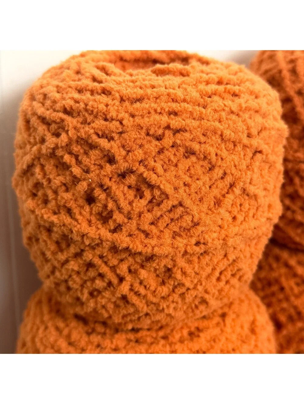 Reclaimed Nylon Acrylic Worsted Yarn - 596 Yds - Pumpkin Orange 276g (4 Cakes)